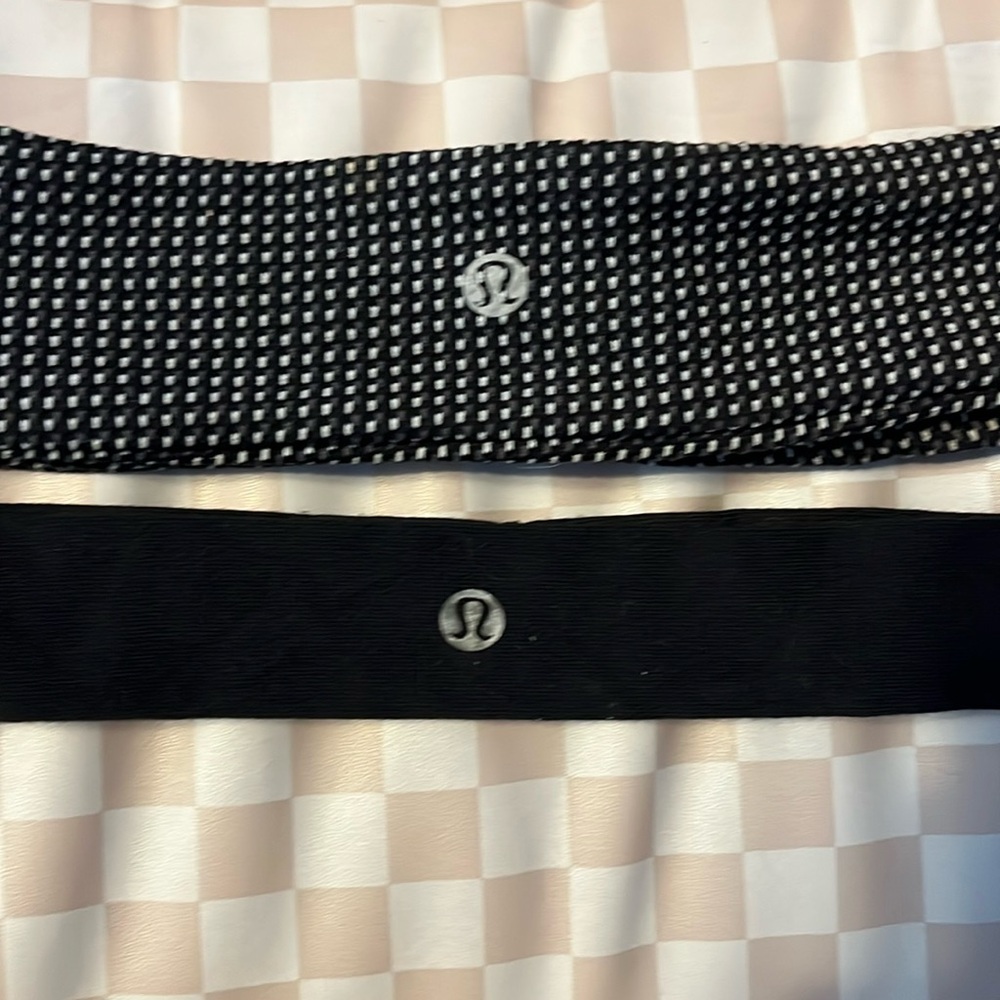 Lululemon headbands (2)